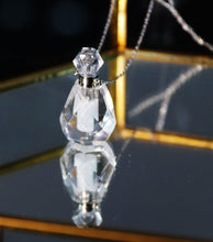 Load image into Gallery viewer, Essential Oil Crystal Pendant Necklace
