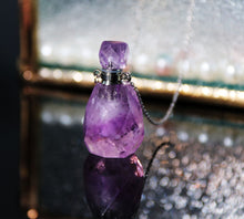 Load image into Gallery viewer, Essential Oil Crystal Pendant Necklace