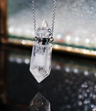 Load image into Gallery viewer, Essential Oil Crystal Pendant Necklace